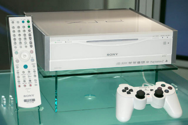 http://images.detik.com/content/2014/12/03/1146/playstation6.jpg