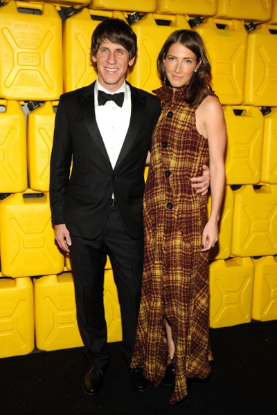 Pendiri Foursquare Dennis Crowley bersama istrinya Chelsea. (istimewa/gettyimages/detikcom) http://images.detik.com/content/2014/12/04/1146/tumb13.jpg