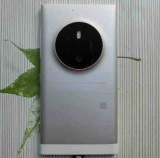 Microsoft Lumia 1030 Bakal Pakai Kamera 50 MP