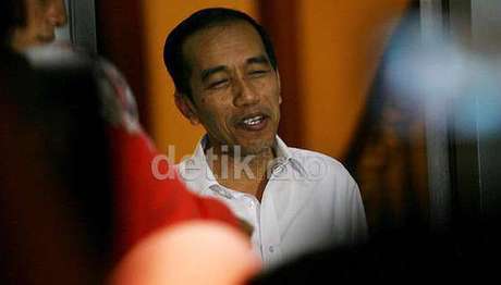 //images.detik.com/content/2014/12/08/4/jokowi10.jpg