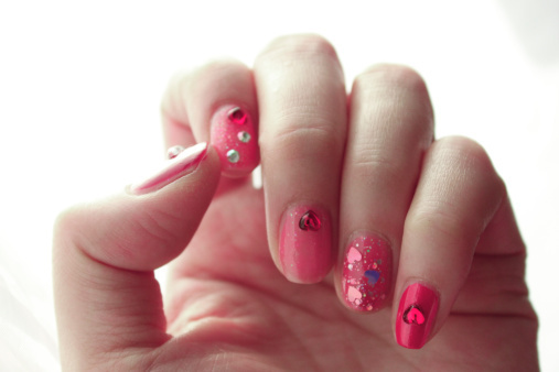 Tren Nail Art, Seni Menghias Kuku yang Digandrungi Wanita Tren Nail Art, Seni Menghias Kuku yang Digandrungi Wanita