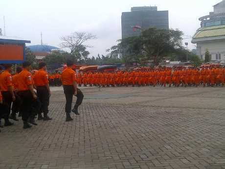 Pimpin Upacara HUT ke-43, Pesan Kabasarnas: Kita Harus Rendah Hati dan Terus Belajar Pimpin Upacara HUT ke-43, Pesan Kabasarnas: Kita Harus Rendah Hati dan Terus Belajar