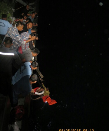 Di Tengah Latihan, Kopassus Evakuasi 2 Nelayan yang Terapung 2 Hari 1 Malam