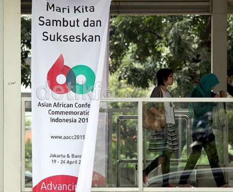 Ada 10 Jenis Suvenir untuk Tamu KAA, di Antaranya Akik, Batik dan Kopi