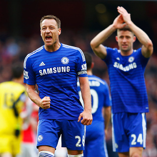 Chelsea Enam Poin Menuju Gelar Juara