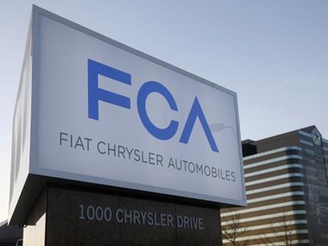 Fiat-Chrysler Automobiles Terbuka Marger dengan Apple atau Google