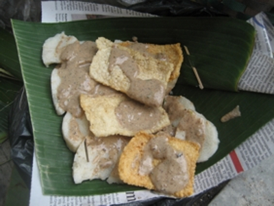 Sarapan Enak Pecel Ndeso dan Cabuk Rambak Asli Solo