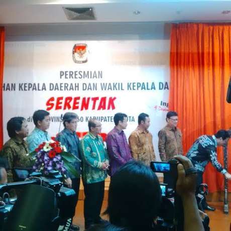 Dipanggil DPR, Ketua KPU Pastikan Syarat Pencalonan Tak Akan Berubah Dipanggil DPR, Ketua KPU Pastikan Syarat Pencalonan Tak Akan Berubah