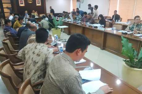 Komisi II: Revisi UU Pilkada Usul KPU Agar Golkar dan PPP Ikut Pilkada