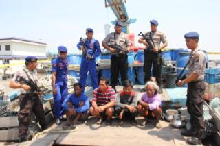 Polair Sumut Tangkap Kapal Pencuri Ikan Berbendera Malaysia