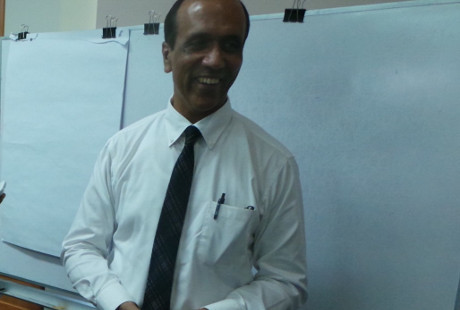Dr Akhileswaran, Ahli Onkologi Radiasi yang Jadi Pakar Pelayanan Paliatif Dr Akhileswaran, Ahli Onkologi Radiasi yang Jadi Pakar Pelayanan Paliatif