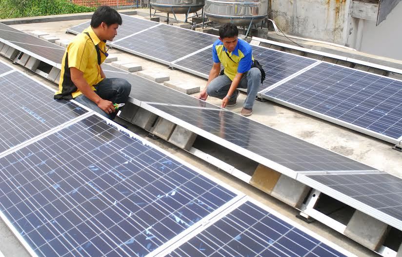 Atap Istana Bogor, DPR, Hingga Bandara Akan Dipasangi Solar Cell