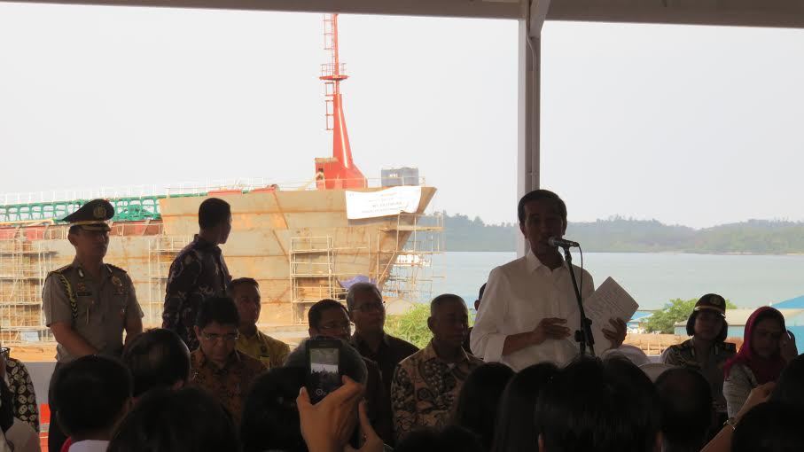Blusukan ke Batam, Jokowi Kaget RI Punya 250 Industri Kapal