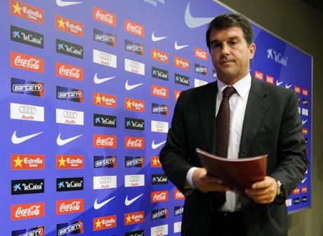 Jika Laporta Terpilih, Jersey Barca Bakal Bersih dari Sponsor Jika Laporta Terpilih, Jersey Barca Bakal Bersih dari Sponsor