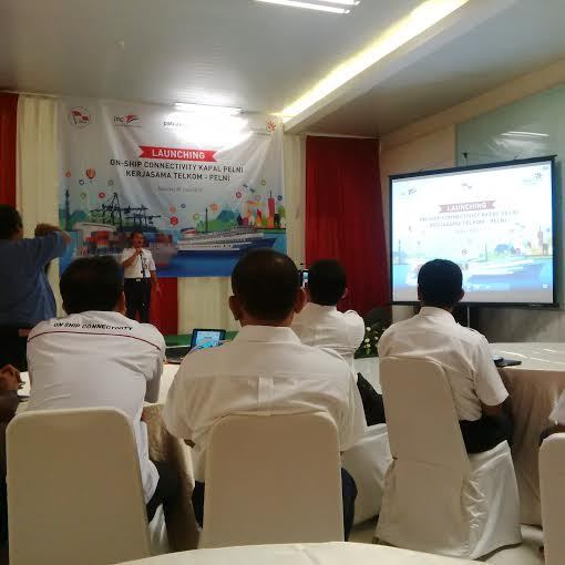 Mudik Naik Kapal Pelni Kini Sudah Bisa Internetan Gratis di Tengah Laut