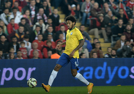 Luiz Adriano Tak Sabar Segera Latihan dan Main Bersama Milan