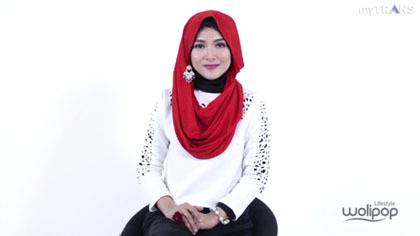 Tutorial Hijab dengan Anting Pakai Jilbab Instan 6