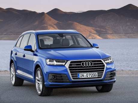 Audi Siapkan Varian Baru SUV SQ7 yang Bertenaga Dahsyat Audi Siapkan Varian Baru SUV SQ7 yang Bertenaga Dahsyat