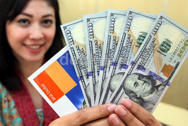 Dolar AS Tembus Rp 13.500, BI: Kami Sudah Turun ke Pasar Dolar AS Tembus Rp 13.500, BI: Kami Sudah Turun ke Pasar