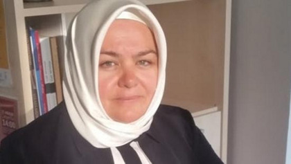 Aysen Gurcan, Hijabers Turki Pertama yang Dinobatkan Sebagai Menteri