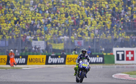 Di Kandangnya Sendiri, Rentetan Podium Rossi Terhenti Di Kandangnya Sendiri, Rentetan Podium Rossi Terhenti