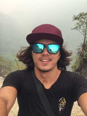 Kenalkan! David John Schaap, si Ganteng yang Suka Petualangan Kenalkan! David John Schaap, si Ganteng yang Suka Petualangan