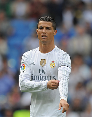 Cristiano Ronaldo's legacy is for me more complete - Louis Saha explains  why the Portuguese superstar is better than Lionel Messi