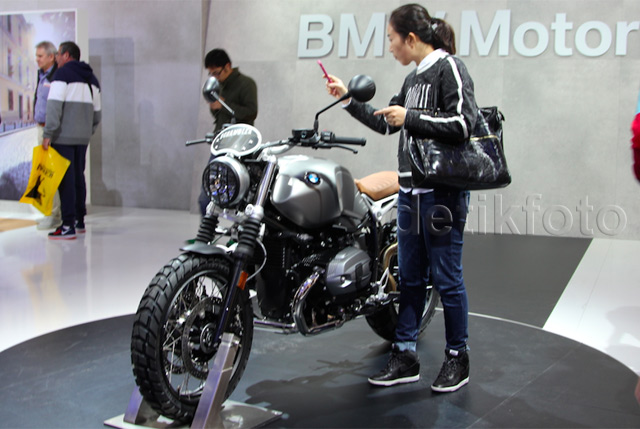 Motor Scrambler Milik BMW