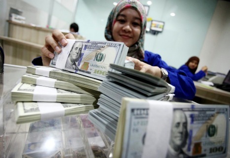Dolar AS Turun Lagi ke Rp 13.600-an Pagi Ini Dolar AS Turun Lagi ke Rp 13.600-an Pagi Ini
