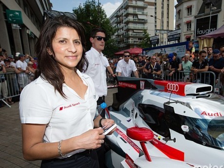 Leena Gade, Sosok Langka di