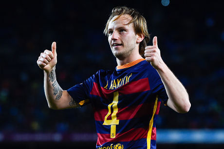 Meski Cedera, Rakitic Diyakini Fit untuk El Clasico Meski Cedera, Rakitic Diyakini Fit untuk El Clasico