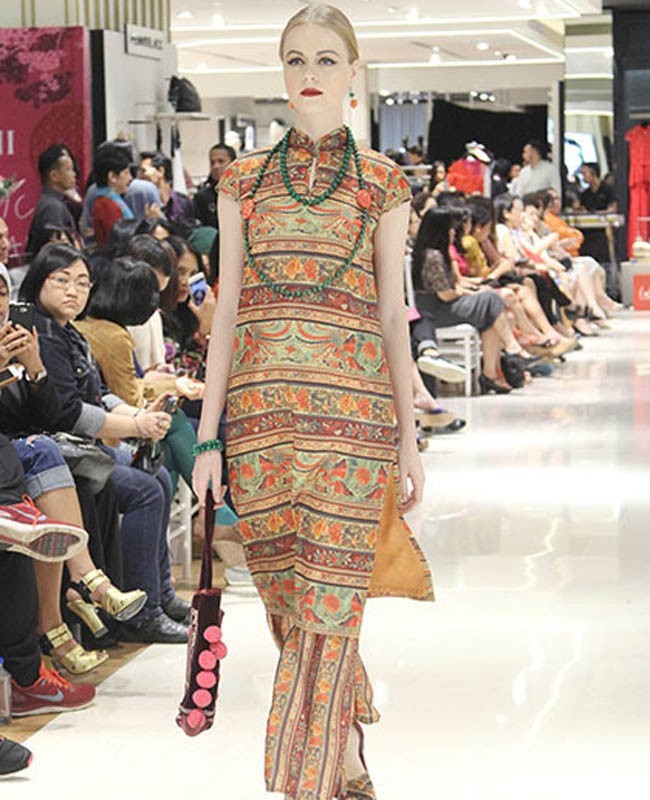 Kerah Cheongsam