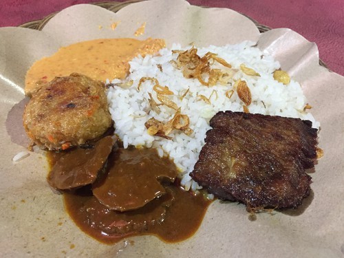 Nasi Uduk Mpok Sunayah