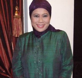 Putri Dewi Yull Meninggal Dunia Putri Dewi Yull Meninggal Dunia