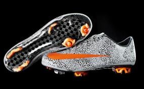 Mewahnya Sepatu Baru CR7 Mewahnya Sepatu Baru CR7