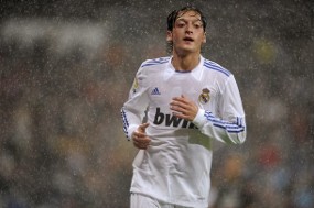 Oezil: Madrid Klub Terbesar di Dunia Oezil: Madrid Klub Terbesar di Dunia