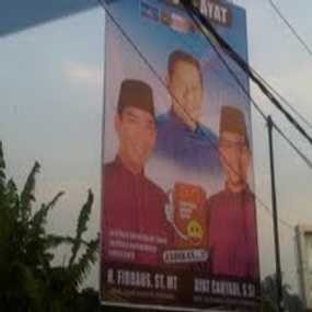 Baliho SBY Ramaikan Pemilu Kada Walikota Pekanbaru Baliho SBY Ramaikan Pemilu Kada Walikota Pekanbaru