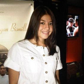 Natasha Rizky Pacaran dengan Dimas Anggara? Natasha Rizky Pacaran dengan Dimas Anggara?