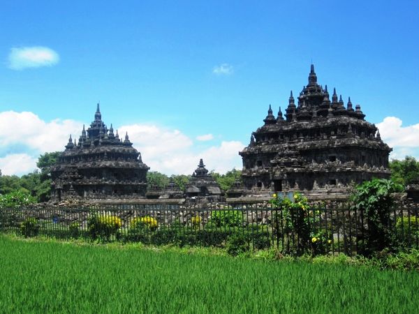 paparazzi ipa 4 smansa prambanan temple