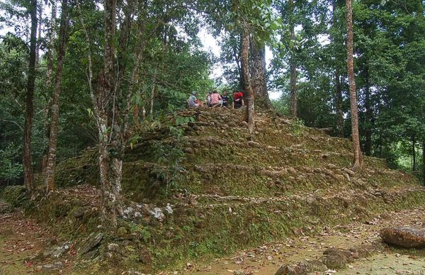 wow ternyata ada desa gigolo di indonesia desa citorek barat kab lebak desa terdekat dari piramida lebak 600x388