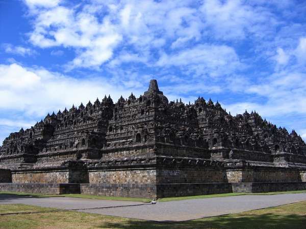 Candi Borobudur (delightwisata.com)