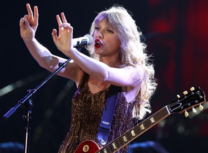 Duet Bareng Taylor Swift, Lagu B.o.B Bocor di Internet Duet Bareng Taylor Swift, Lagu B.o.B Bocor di Internet