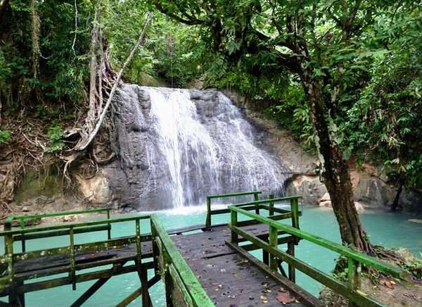 [imagetag] Air Terjun Wafsarak (Endro Catur Nugroho - d'Traveler)