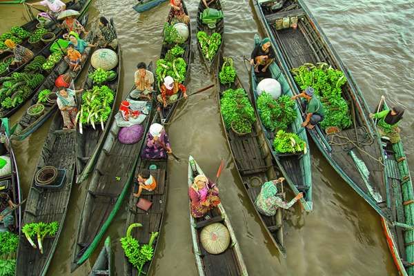 Pasar Terapung (Faizal Fahmi/d'Traveler)