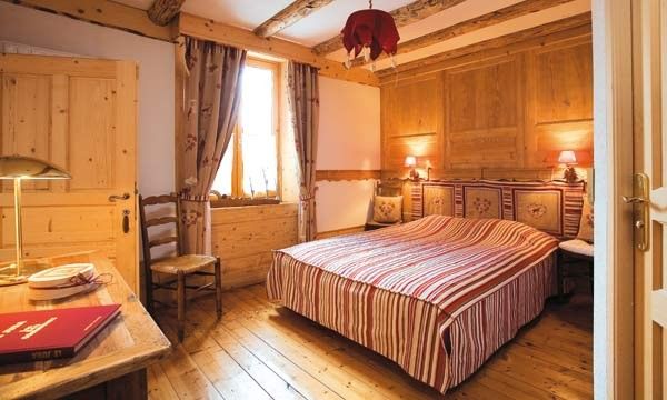 Sebuah kamar di sana (st-cergue-tourisme.ch)