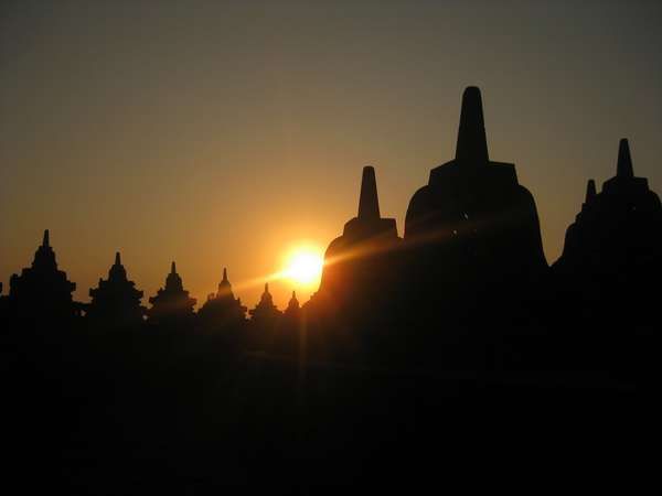 Sunrise di Borobudur Juga Menakjubkan