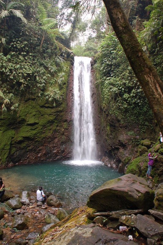 Curug Ngumpet yang indah (pbase.com)