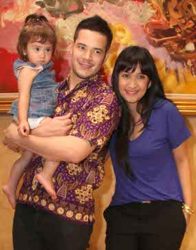 Rumah Tangga Nafa Urbach dan Zack Lee Retak? Rumah Tangga Nafa Urbach dan Zack Lee Retak?