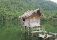 Gubuk mungil di danau air payau, di belakang desa (Sastri/ detikTravel)
