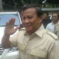LSI: Keunggulan Jokowi-Ahok, Strategi Prabowo untuk Pilpres 2014 193427_prabowo1ramadhianluar